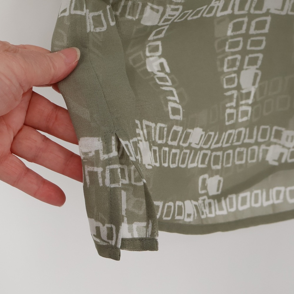 Chicos Sage Green Ombre Geometric Top Sheer Boho Coastal‎ Layering Size 3/XL - Picture 8 of 10